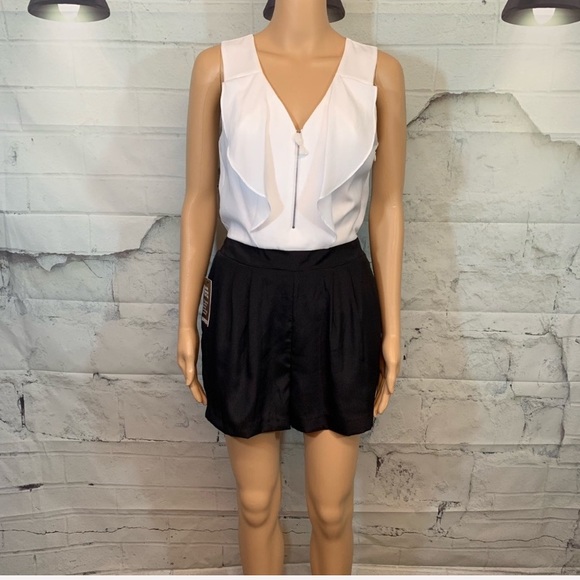 Express Pants - NWT EXPRESS Black/White Romper with Pockets